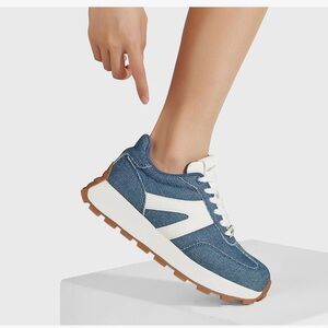 Lucky Step Women’s Denim Platform Sneakers size 9